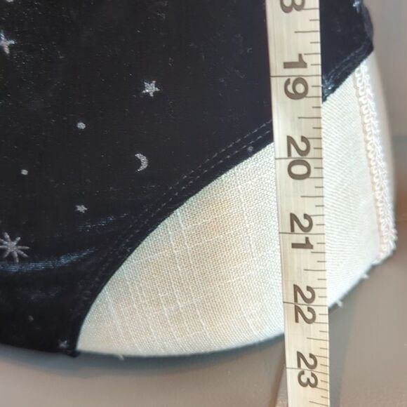 Wild Fable body top extra small women's long sleeve black with moon and‎ stars - Picture 4 of 8